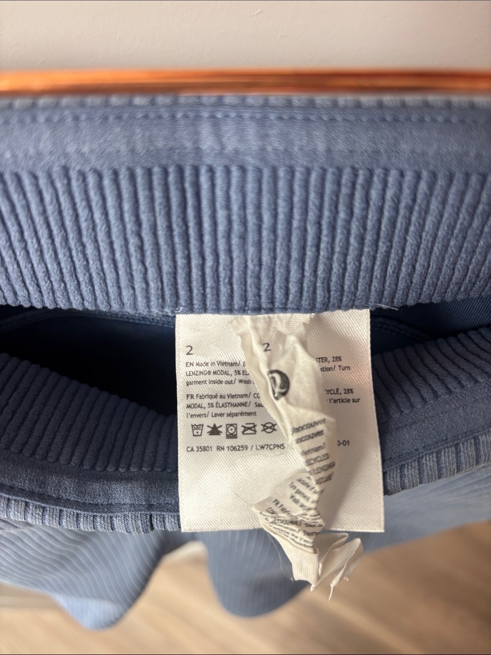 lululemon athletica Ribbed Slate Blue Athletic Shorts - Picture 5 of 5